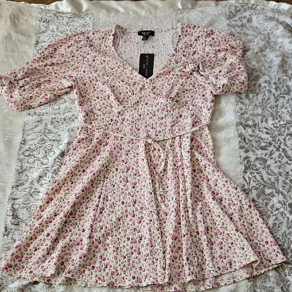New Look Pink Puff Sleeve Sundress- 8P- Waist 30" Length 33"